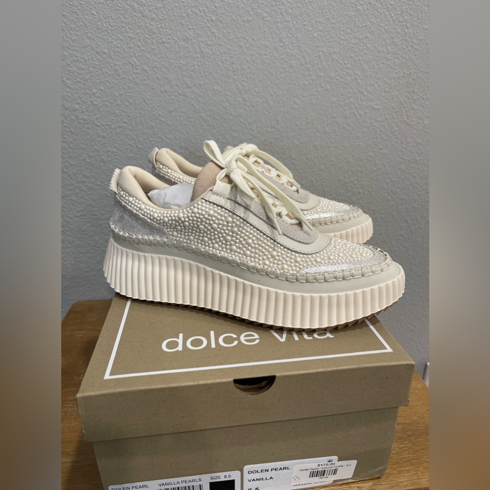 New Dolce Vita, Dolen Vanilla Pearl, Size 8.5, Platform Sneaker